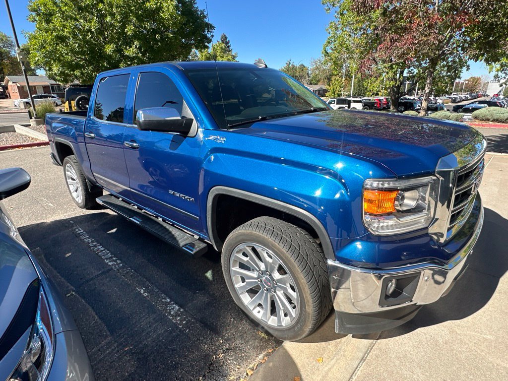 Used 2015 GMC Sierra 1500 SLT w/ SLT Preferred Package AWD/4WD image 4