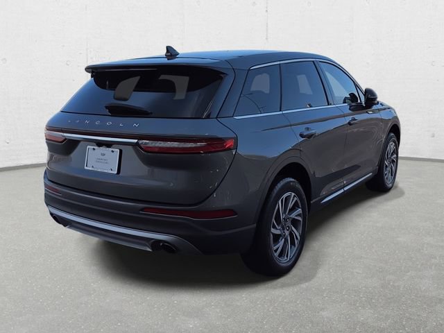 Used 2024 Lincoln Corsair AWD w/ Equipment Group 101A image 5