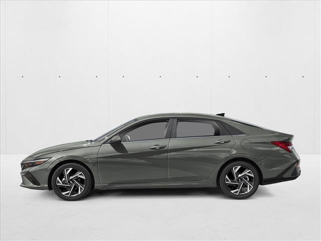 New 2026 Hyundai Elantra Limited image 3