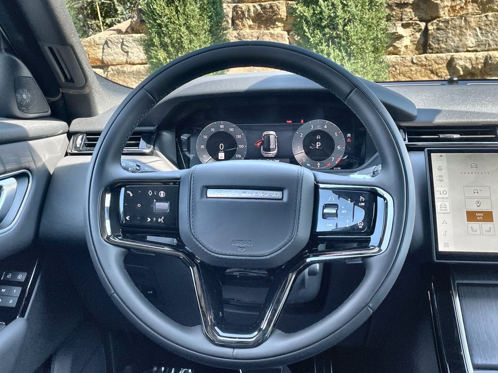 Certified 2025 Land Rover Range Rover Velar Dynamic HSE AWD/4WD image 21