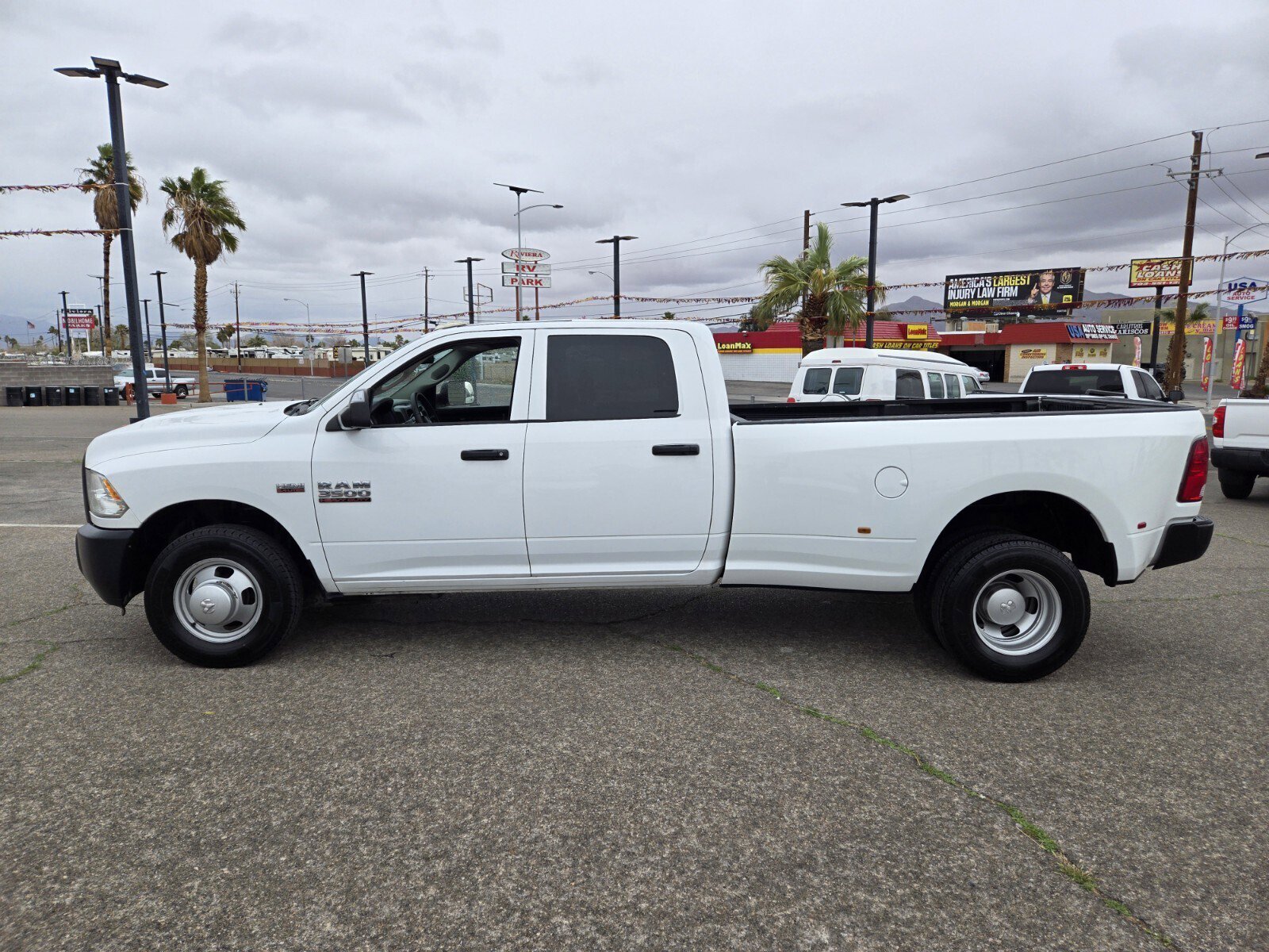 Used 2018 RAM 3500 Tradesman image 2