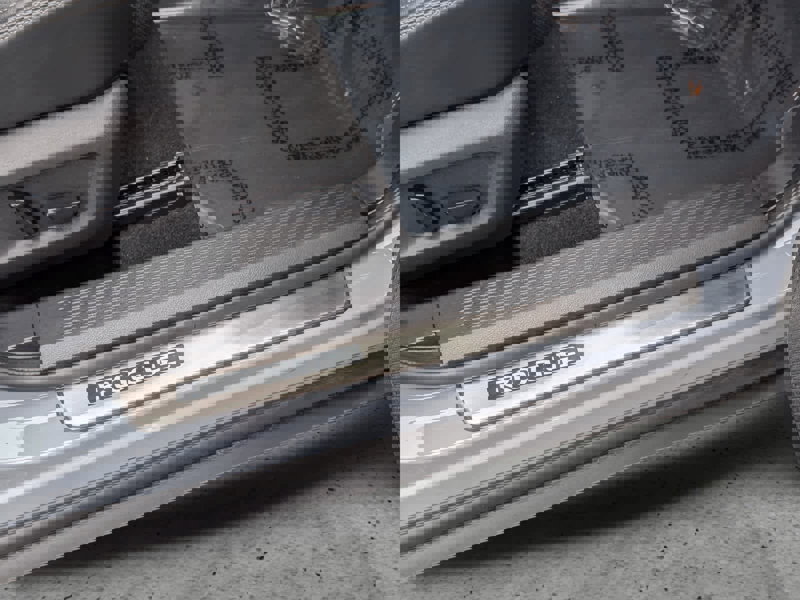 Used 2022 Nissan Rogue Platinum w/ Head-Up Display Package image 8