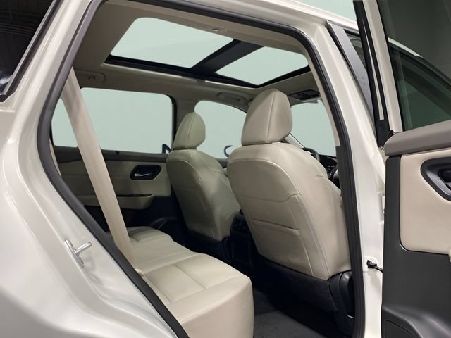 Certified 2023 Nissan Rogue SV w/ SV Premium B Package AWD/4WD image 28