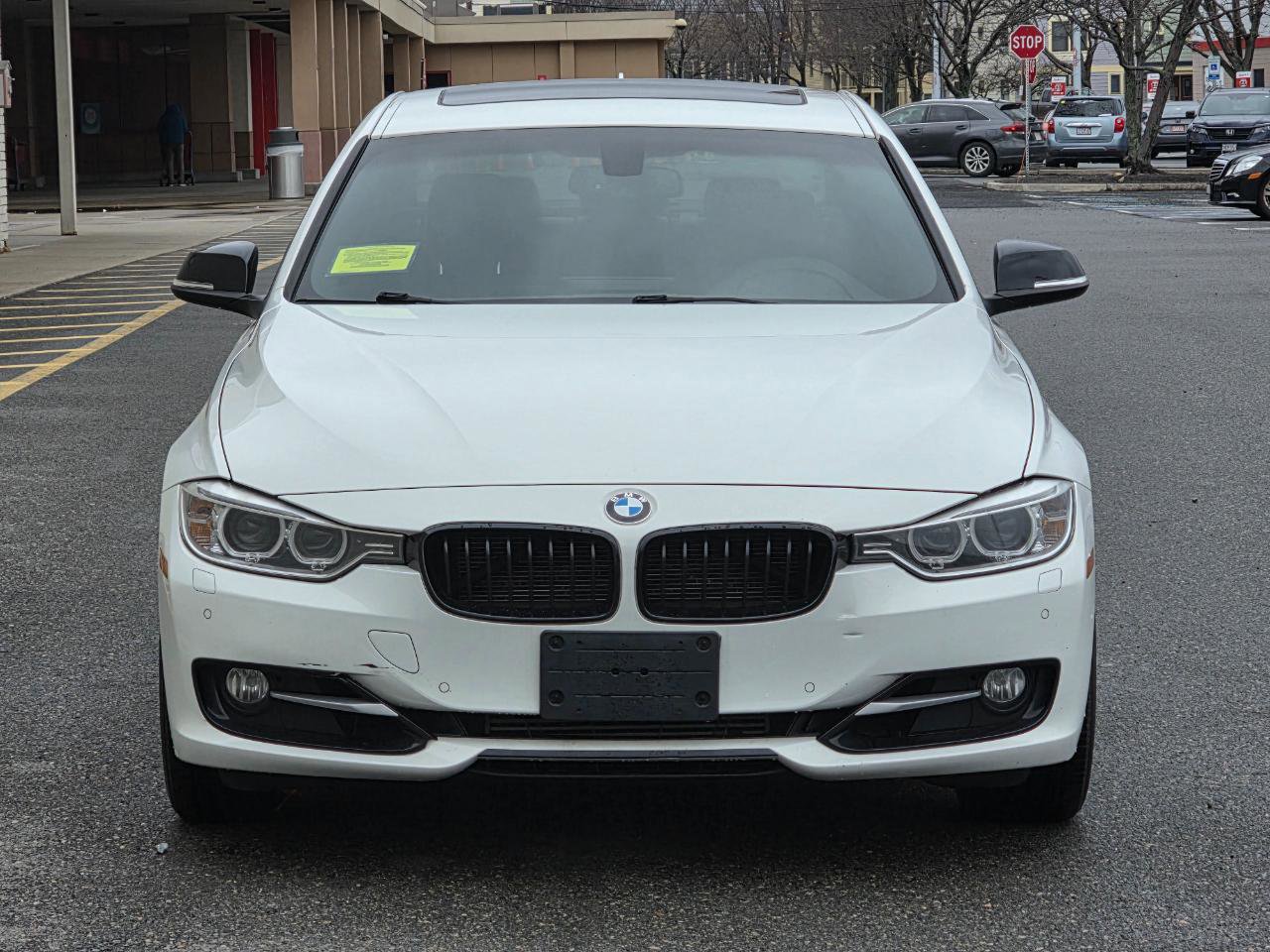Used 2014 BMW 328i xDrive Sedan AWD/4WD image 2