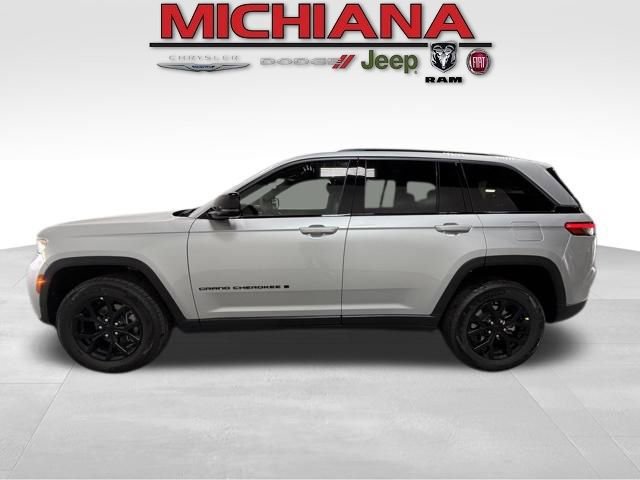 New 2026 Jeep Grand Cherokee Altitude