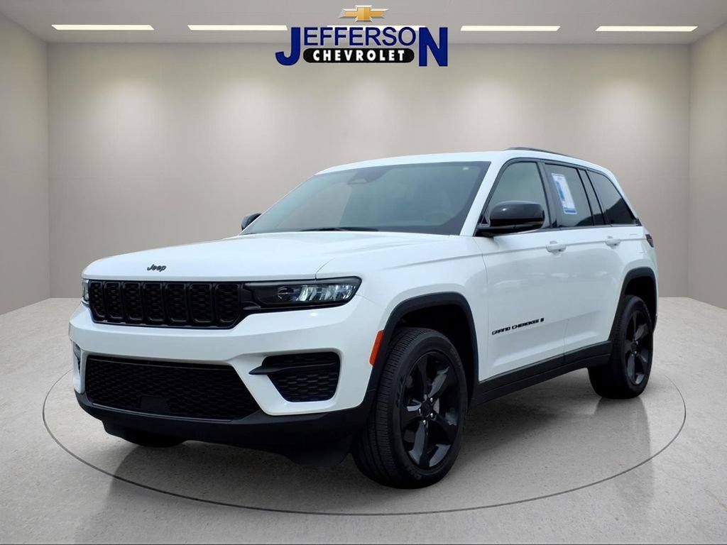 Used 2024 Jeep Grand Cherokee Altitude