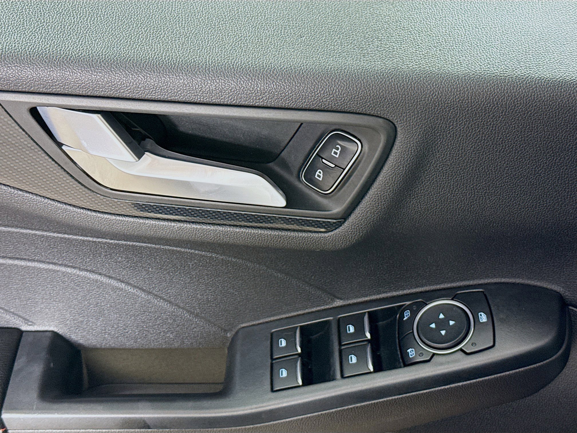 Used 2024 Ford Escape ST-Line image 20