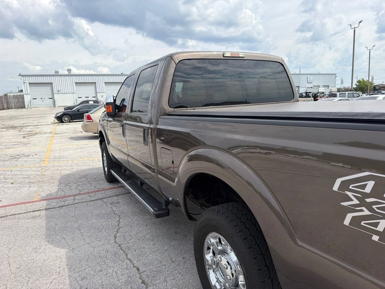 Used 2016 Ford F250 XLT w/ XLT Premium Package AWD/4WD image 7