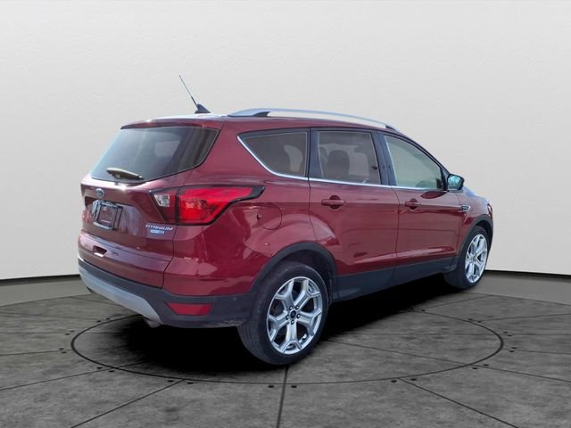 Used 2019 Ford Escape Titanium image 4
