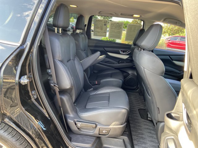 Used 2022 Subaru Ascent Limited AWD/4WD image 16