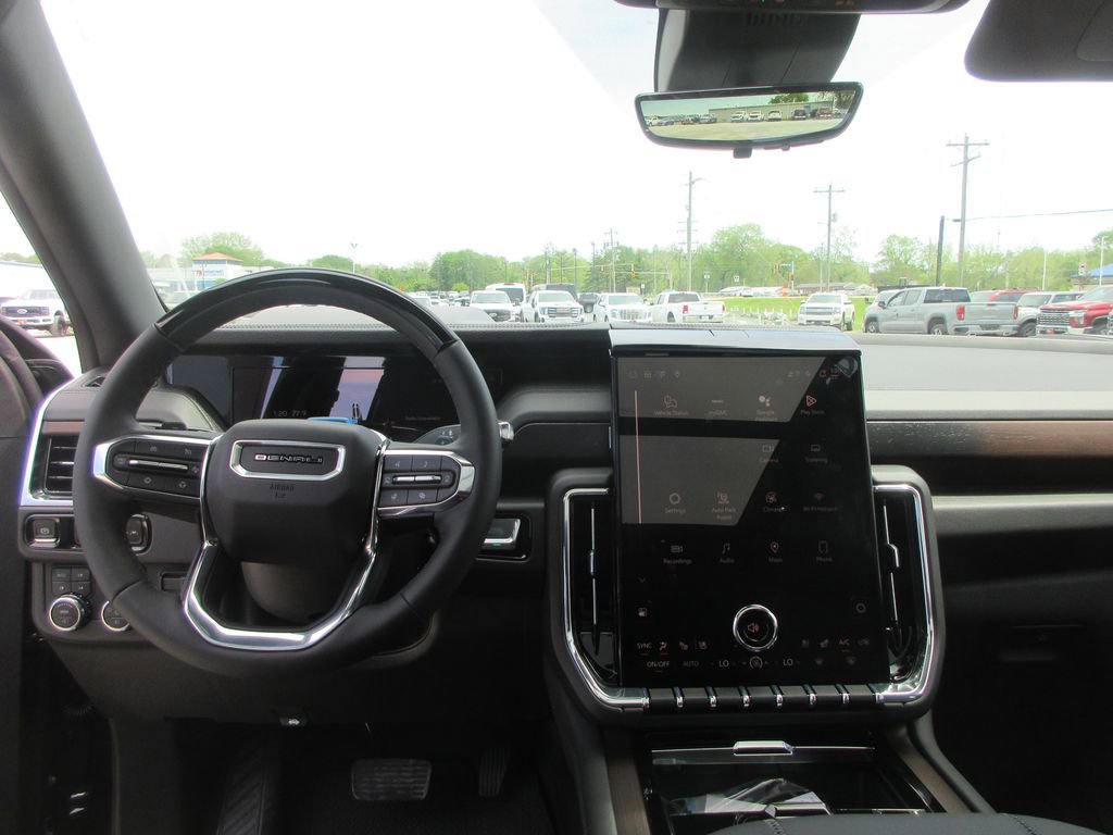 New 2026 GMC Yukon Denali AWD/4WD image 17