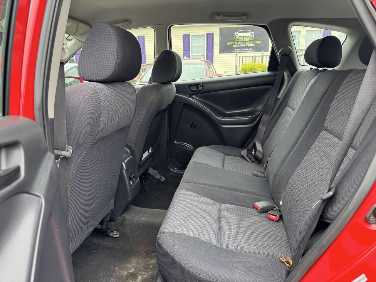 Used 2005 Pontiac Vibe Base Fwd 4dr Wagon w/ Power Group Value Package image 12