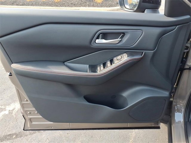 New 2026 Nissan Rogue Rock Creek image 8