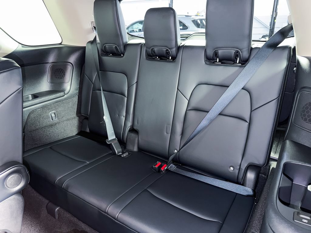 Certified 2023 Nissan Pathfinder Platinum AWD/4WD image 43