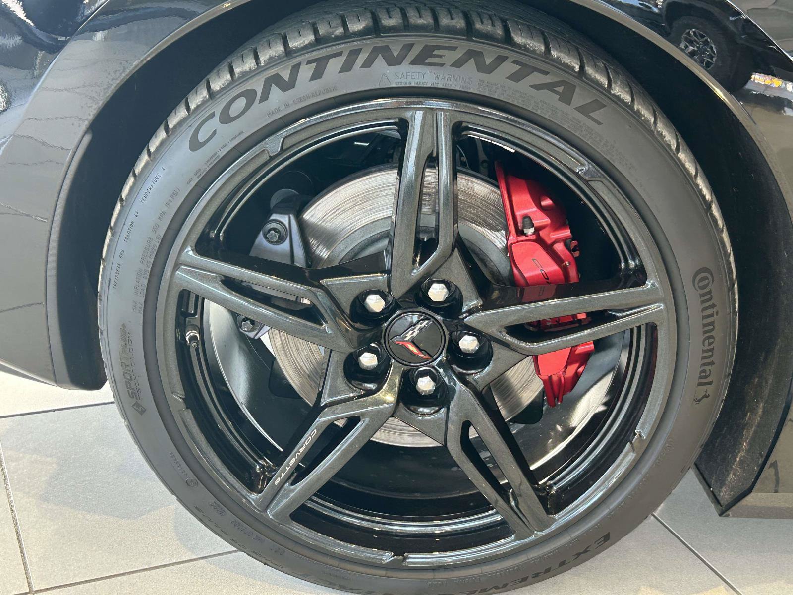 Used 2023 Chevrolet Corvette Stingray Preferred Conv w/ Z51 Performance Package RWD image 9