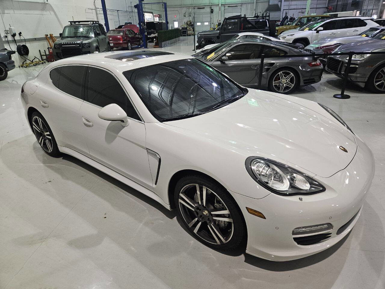 Used 2010 Porsche Panamera S image 36