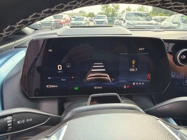Used 2026 Chevrolet Equinox EV LT w/ Active Safety Package 3 FWD image 13