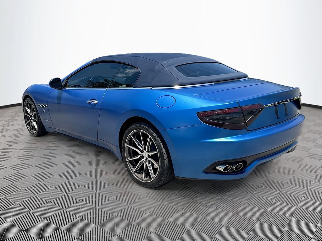 Used 2012 Maserati GranTurismo Convertible RWD image 8
