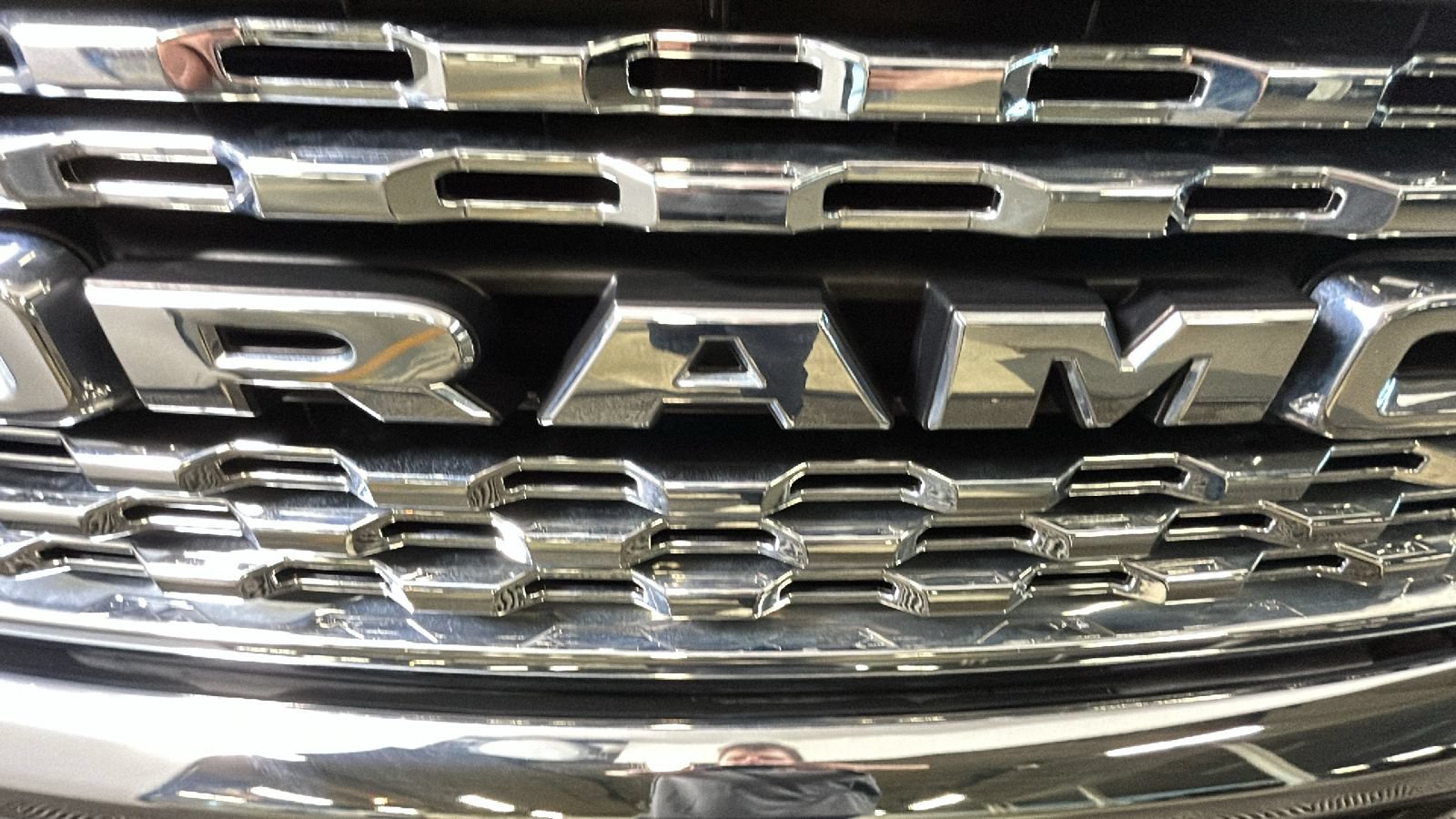 Used 2022 RAM 1500 Big Horn RWD image 10