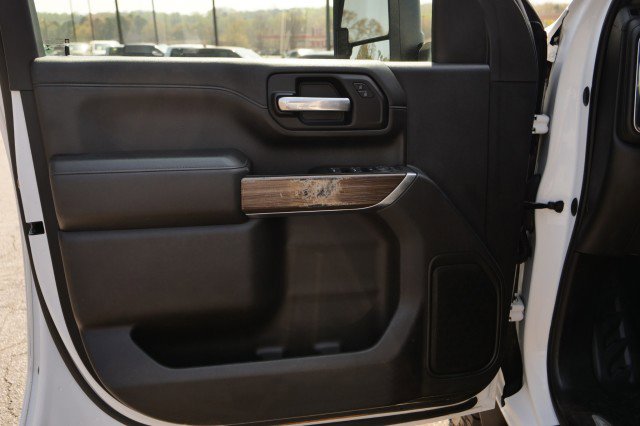 Used 2022 Chevrolet Silverado 3500 LT w/ Convenience Package AWD/4WD image 16