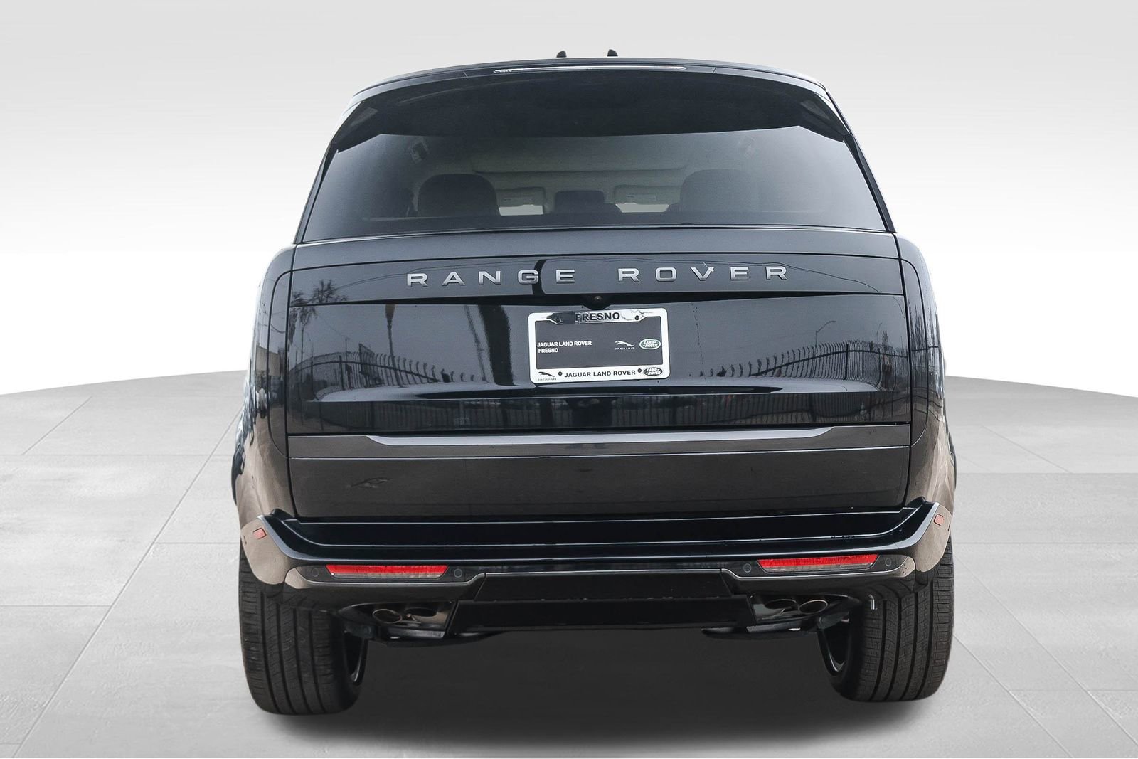 New 2026 Land Rover Range Rover SE image 6