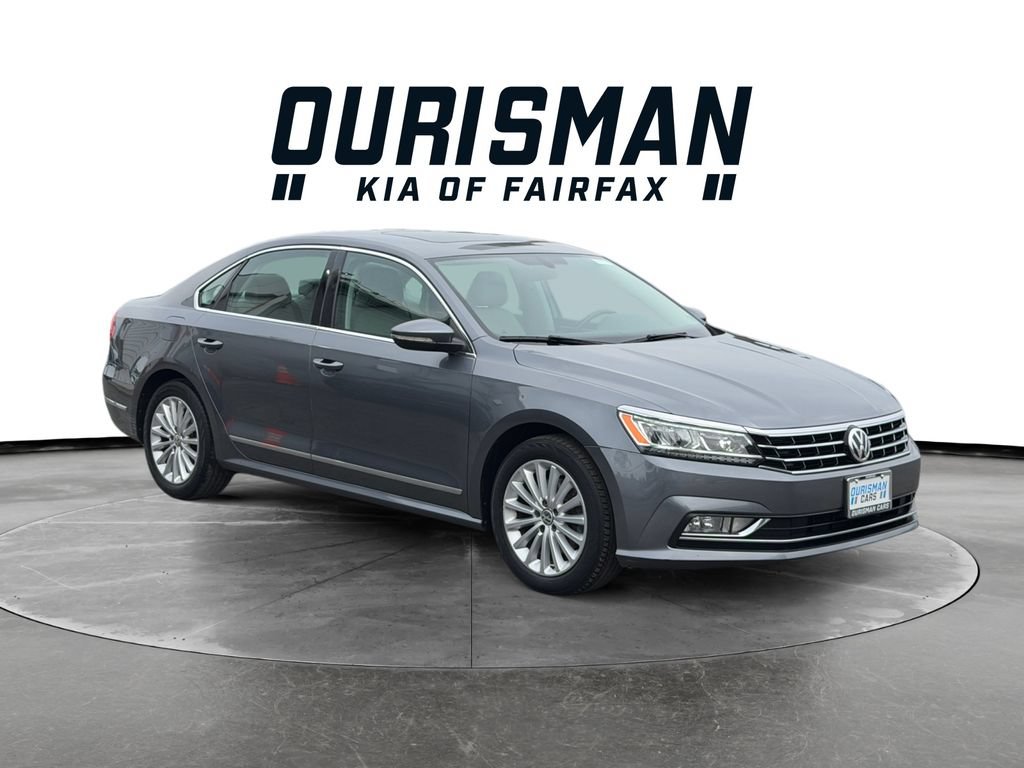 Used 2016 Volkswagen Passat 1.8T SE w/ Lighting Package