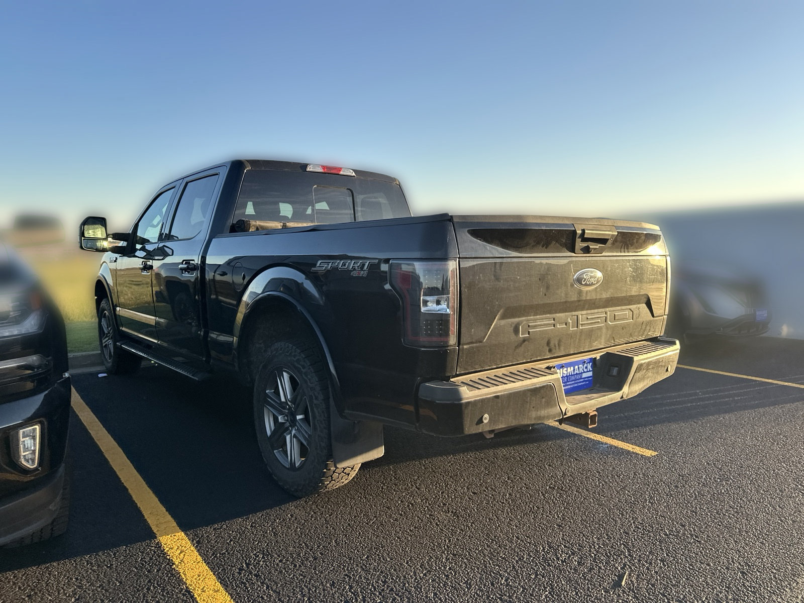 Used 2019 Ford F150 XLT w/ Equipment Group 302A Luxury AWD/4WD image 4