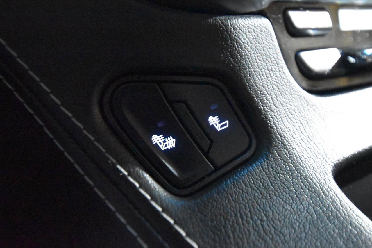 Used 2015 Chevrolet Suburban LT AWD/4WD image 34