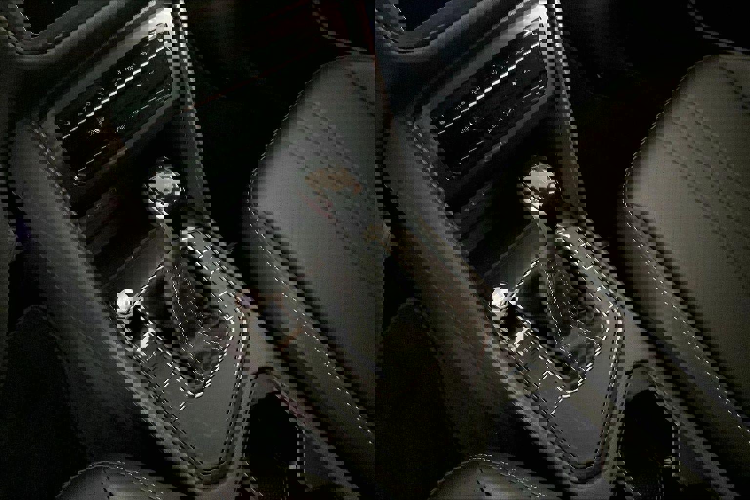 Used 2023 Volkswagen Tiguan SE w/ Panoramic Sunroof Package image 17