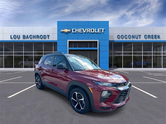 Used 2021 Chevrolet TrailBlazer RS w/ Sun and Liftgate Package image 2