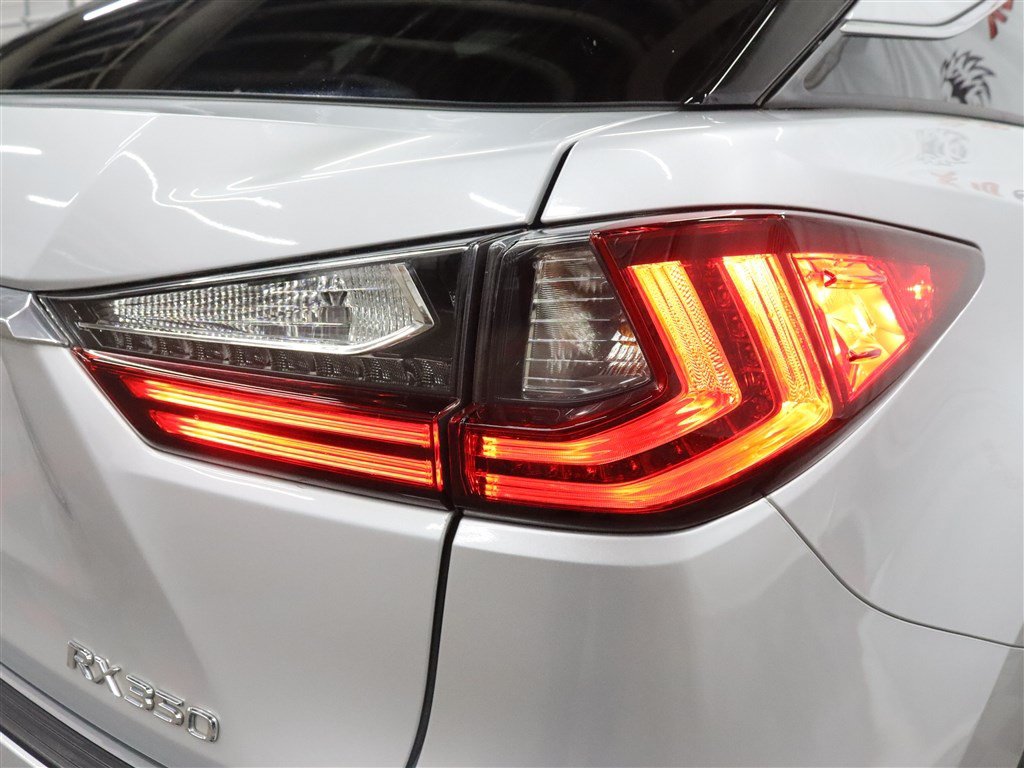 Used 2018 Lexus RX 350 AWD w/ Premium Package image 11