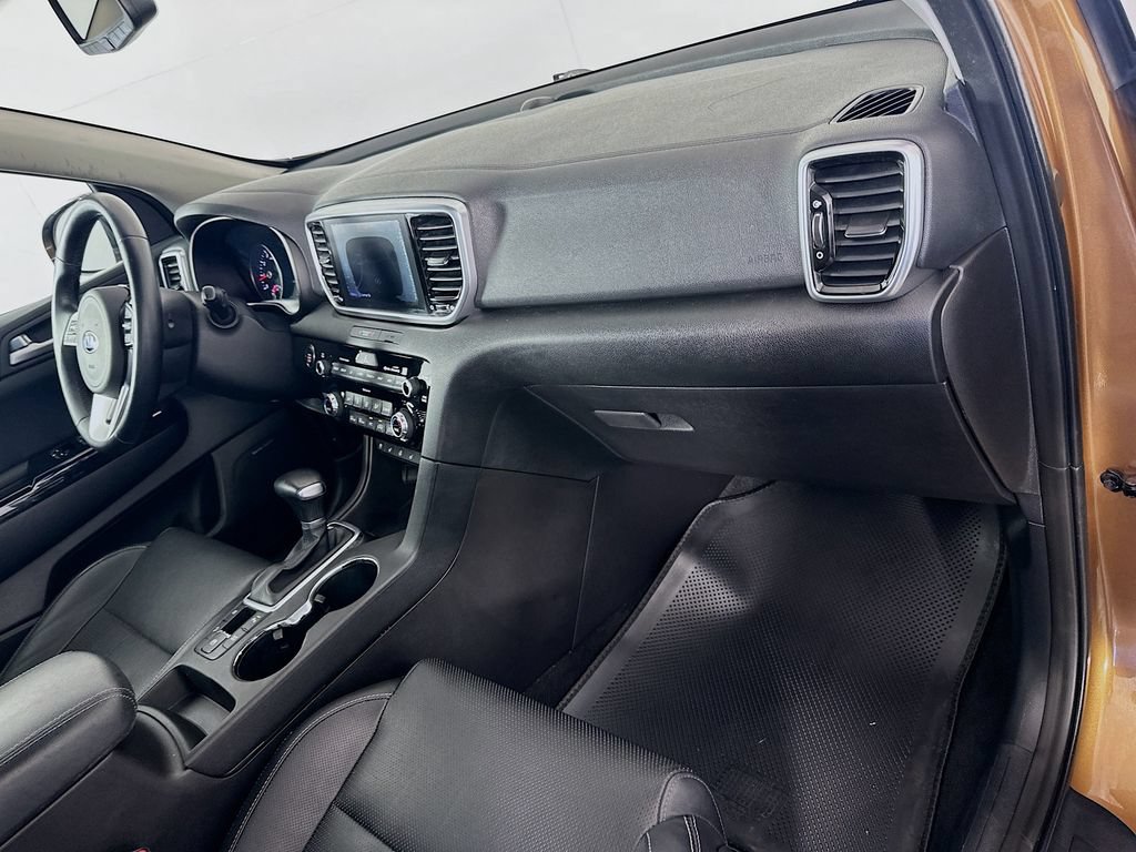 Used 2020 Kia Sportage EX w/ EX Technology Package FWD image 30