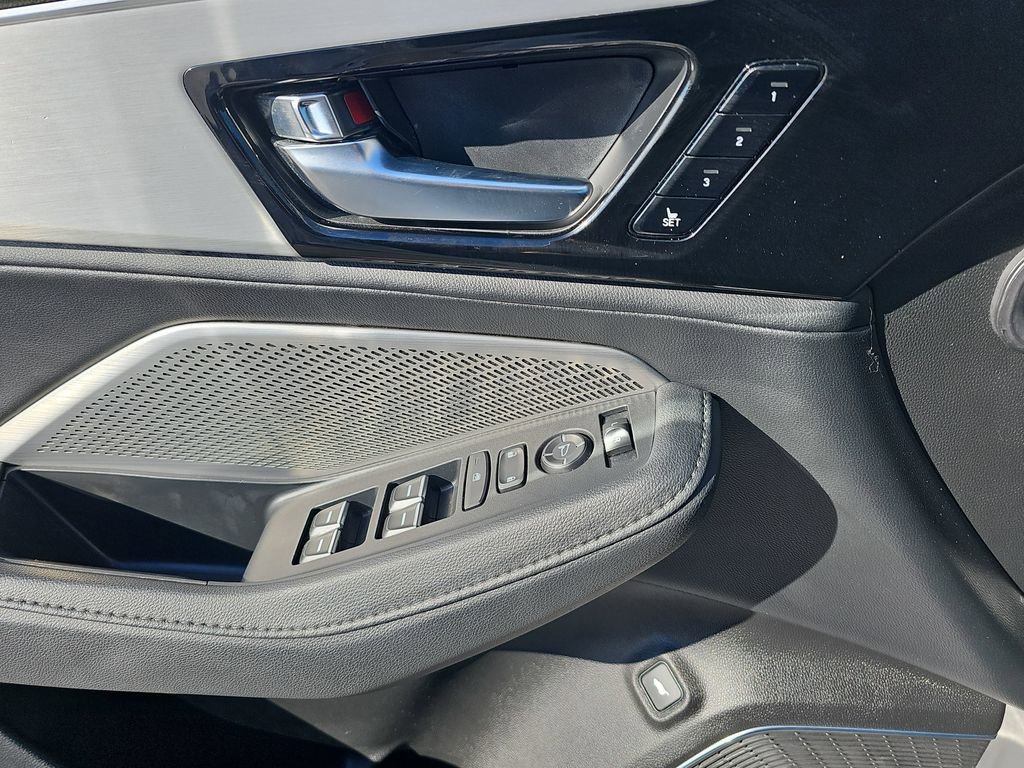 Used 2024 Acura MDX FWD image 32