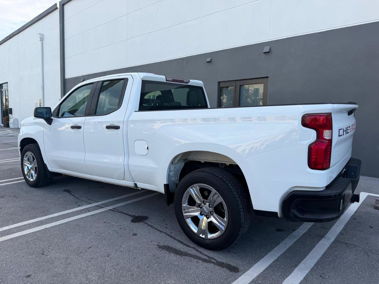 Used 2019 Chevrolet Silverado 1500 W/T w/ Trailering Package RWD image 12
