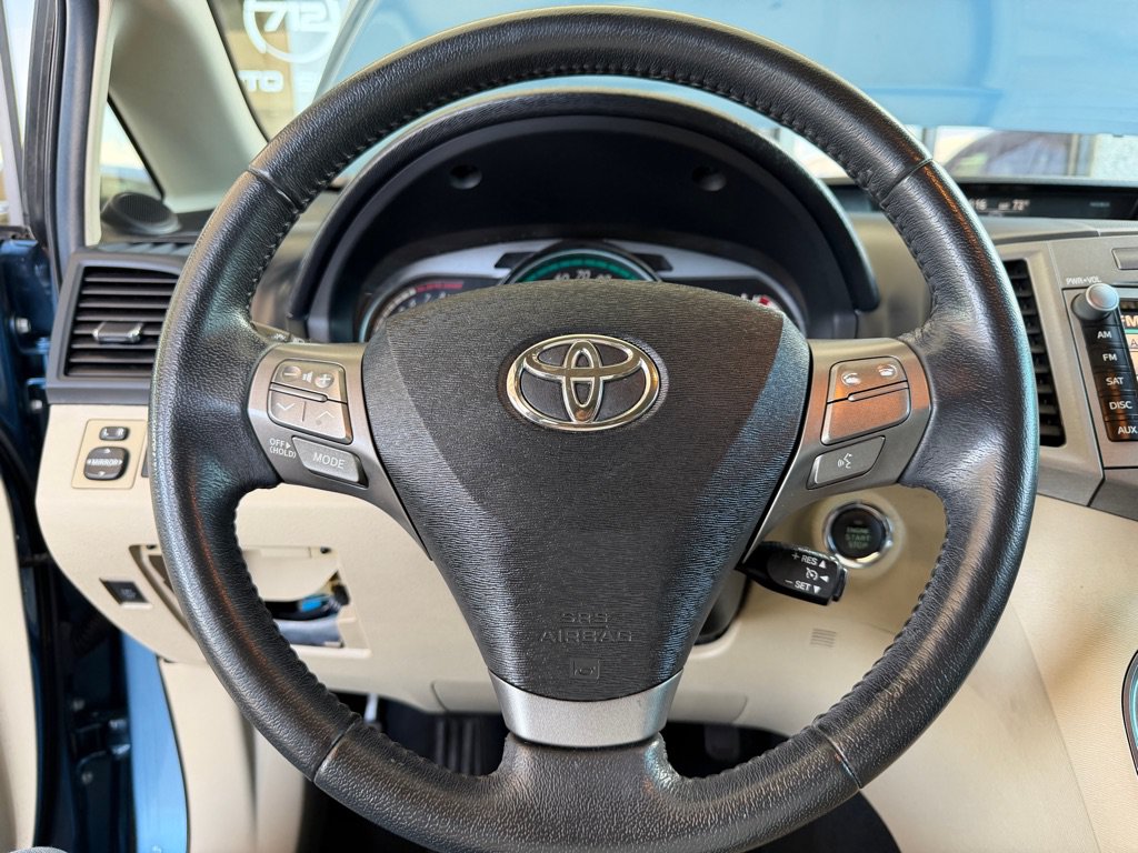 Used 2012 Toyota Venza Limited w/ Tow Pkg AWD/4WD image 8