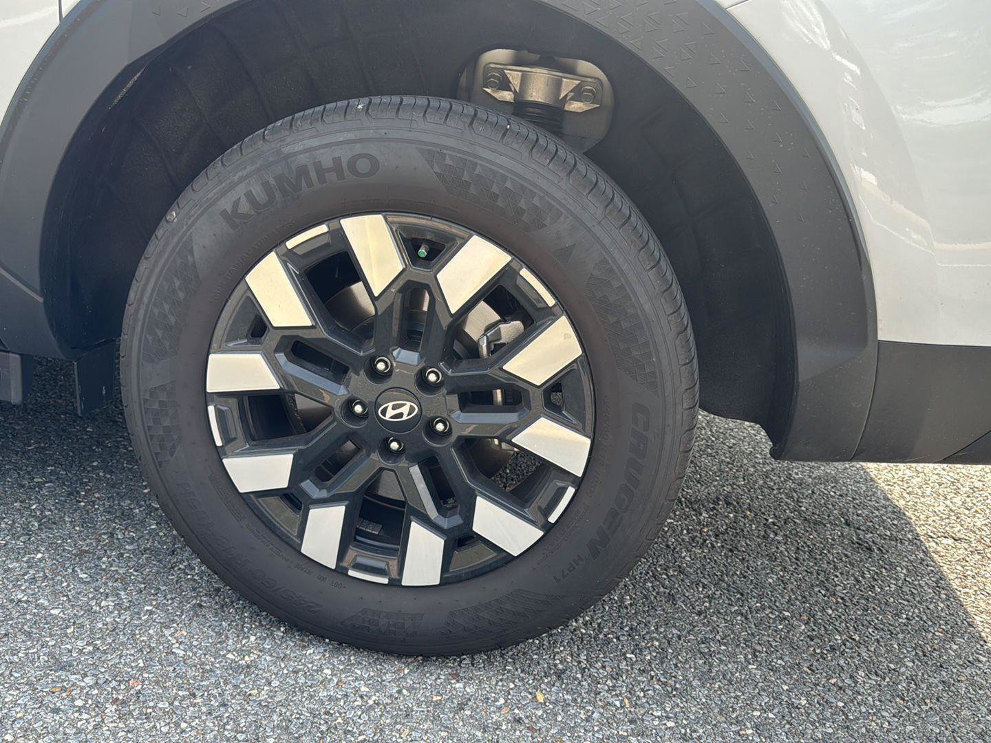 Certified 2026 Hyundai Santa Cruz SEL FWD image 42
