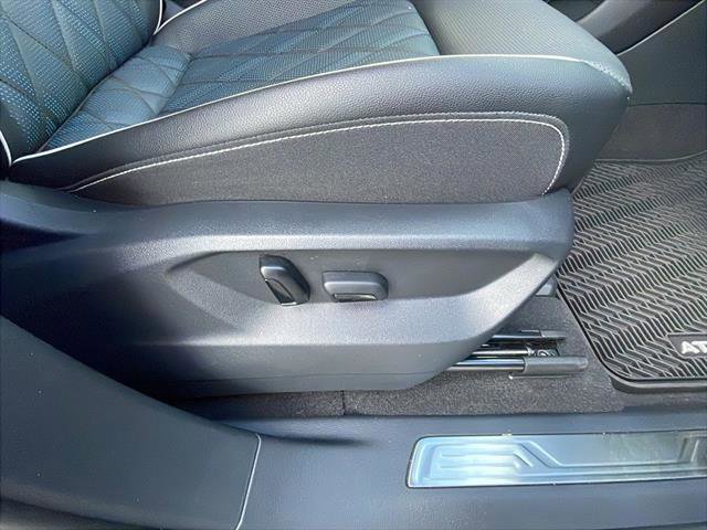 Used 2024 Volkswagen Atlas Cross Sport SEL Premium R-Line image 10