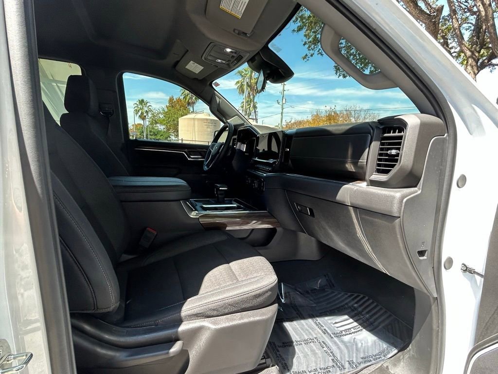 Used 2024 Chevrolet Silverado 1500 LT Trail Boss image 38