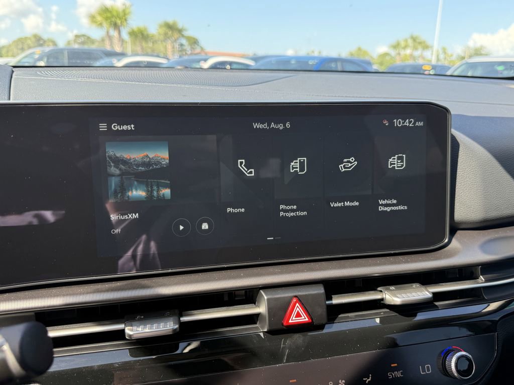 New 2026 Kia Sportage EX w/ EX Panorama Roof Package image 24