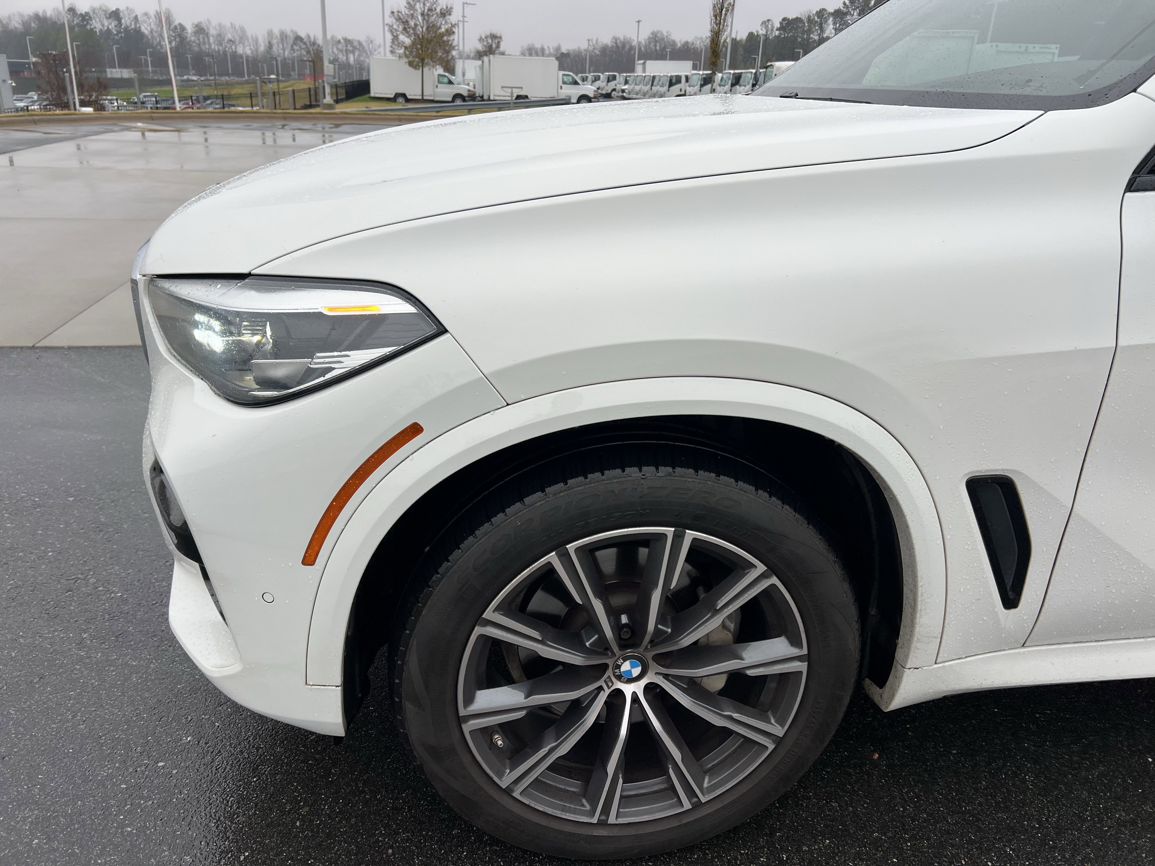 Used 2019 BMW X5 xDrive40i w/ M Sport Package image 13