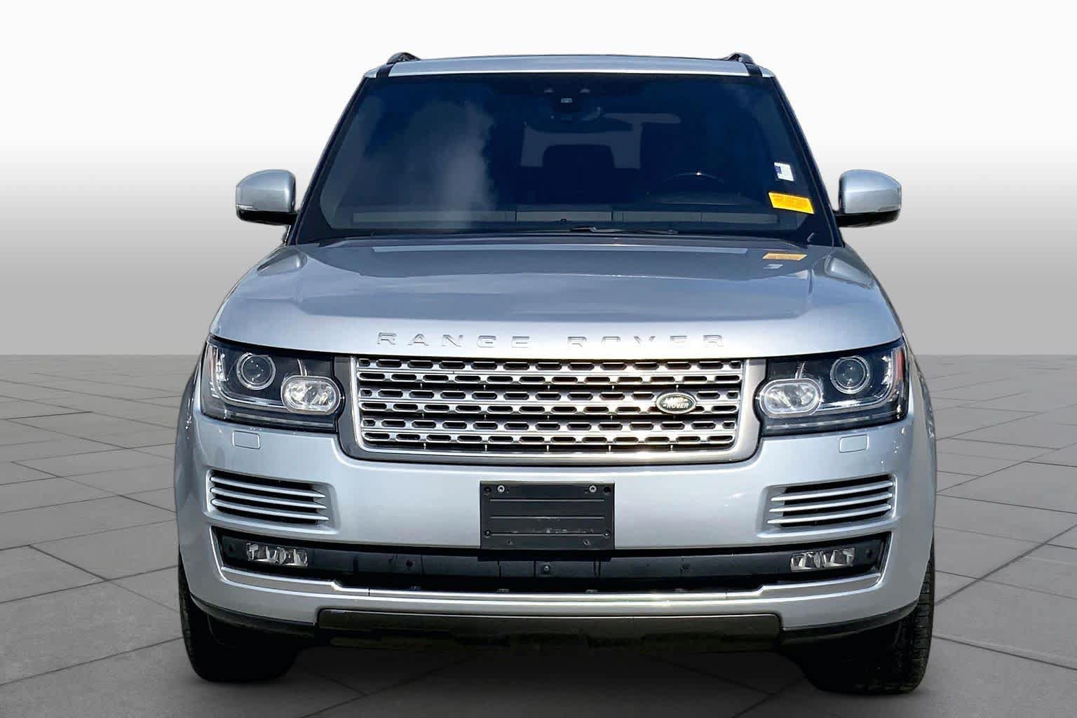 Used 2017 Land Rover Range Rover Supercharged AWD/4WD image 4