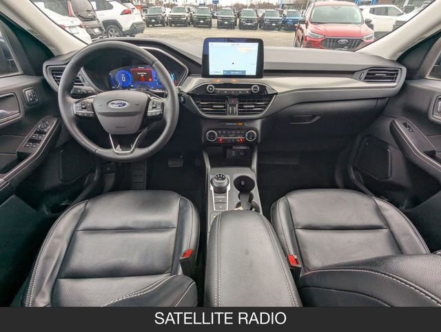 Used 2022 Ford Escape Titanium w/ Class II Trailer Tow Package AWD/4WD image 20