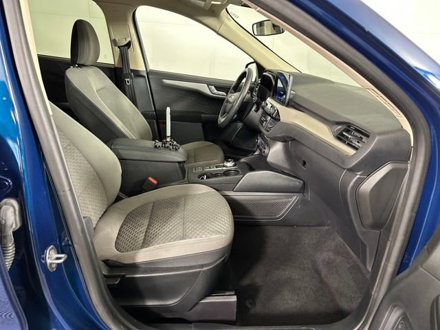 Used 2020 Ford Escape SE image 28