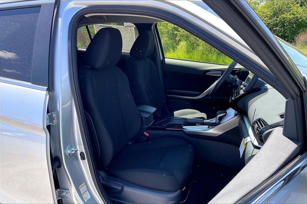 New 2026 Mitsubishi Eclipse Cross ES AWD/4WD image 8