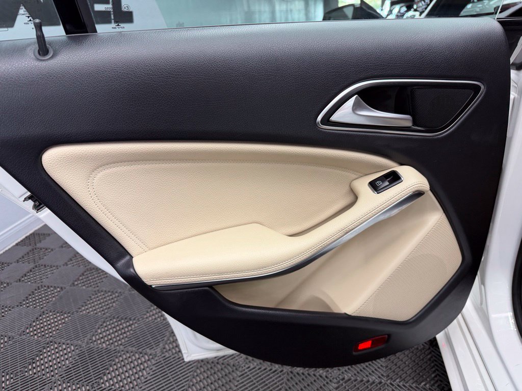 Used 2019 Mercedes-Benz CLA 250 image 42