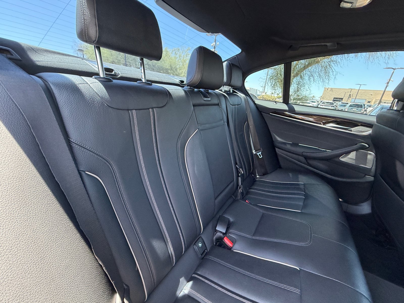 Used 2021 BMW 540i w/ M Sport Package RWD image 18