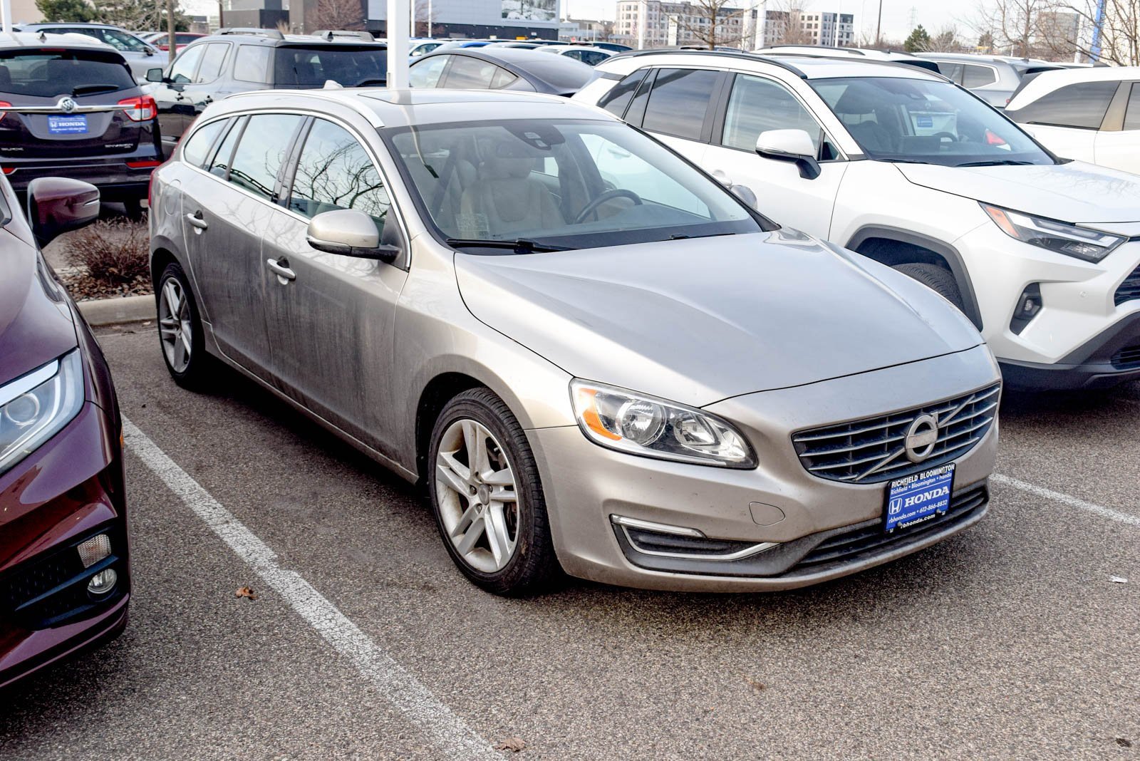 Used 2015 Volvo V60 T5 Premier image 4