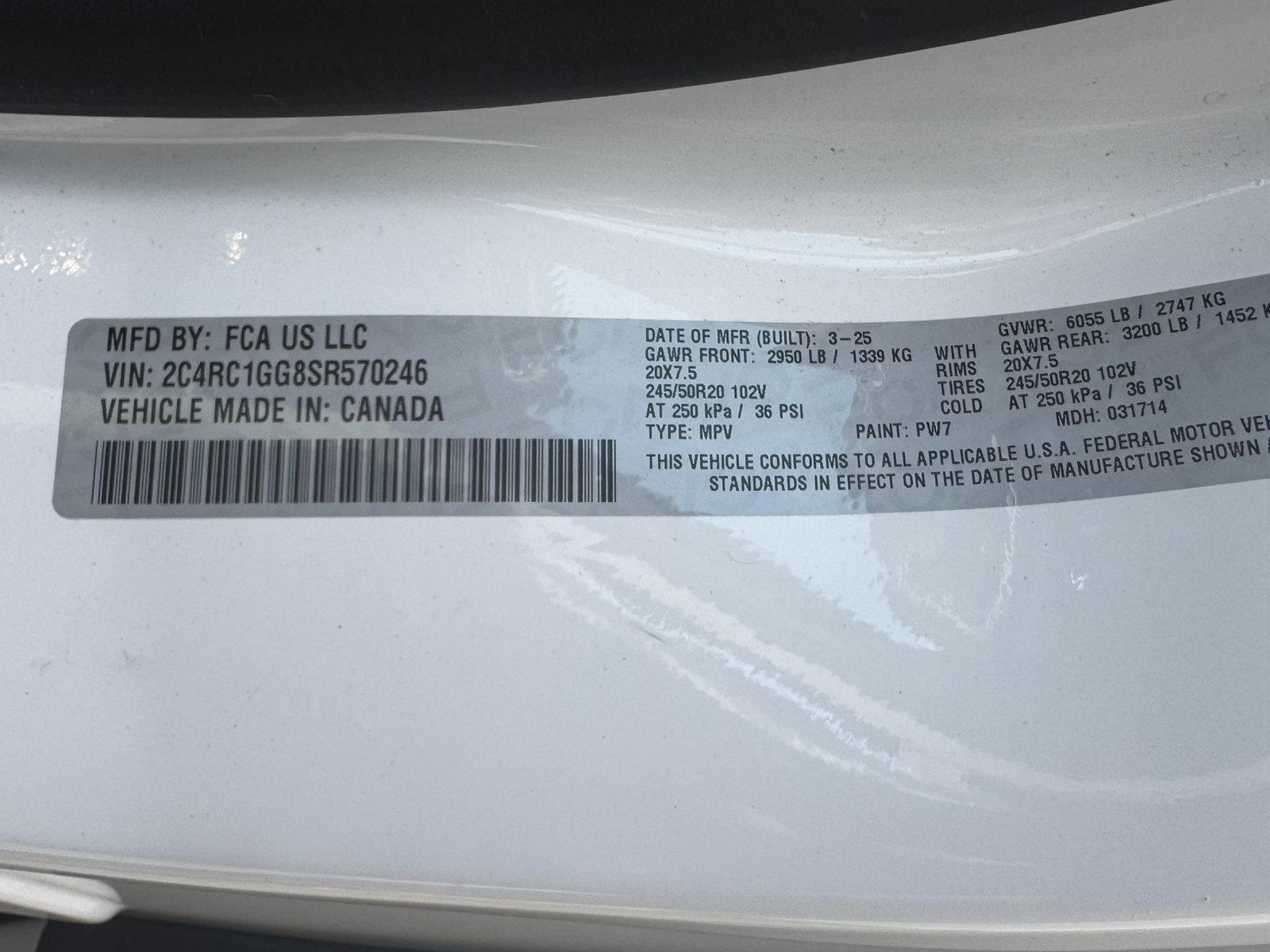 Used 2025 Chrysler Pacifica Limited FWD image 37