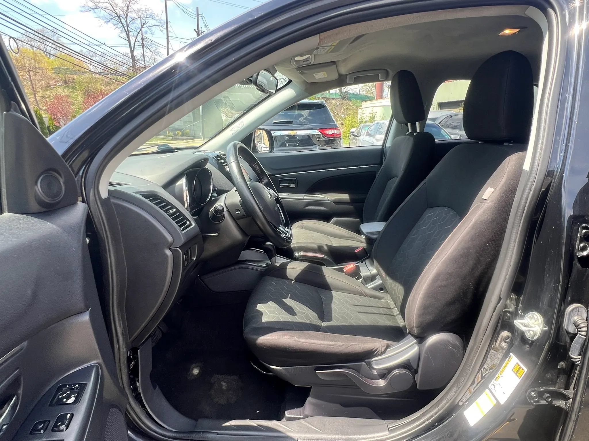 Used 2021 Mitsubishi Outlander Sport ES FWD image 24
