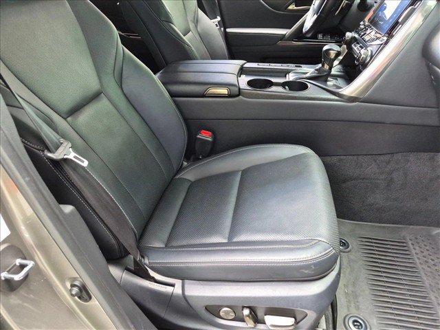 Used 2023 Lexus LX 600 4WD w/ Appearance Package image 21